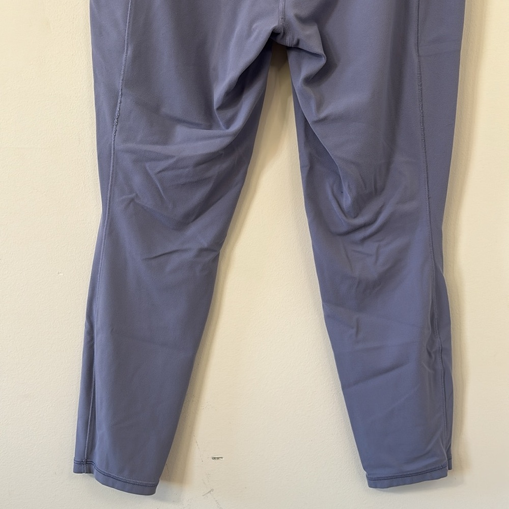 Athleta Salutation Stash High Rise 7/8 Legging Shadow Blue Size Large - Picture 9 of 11